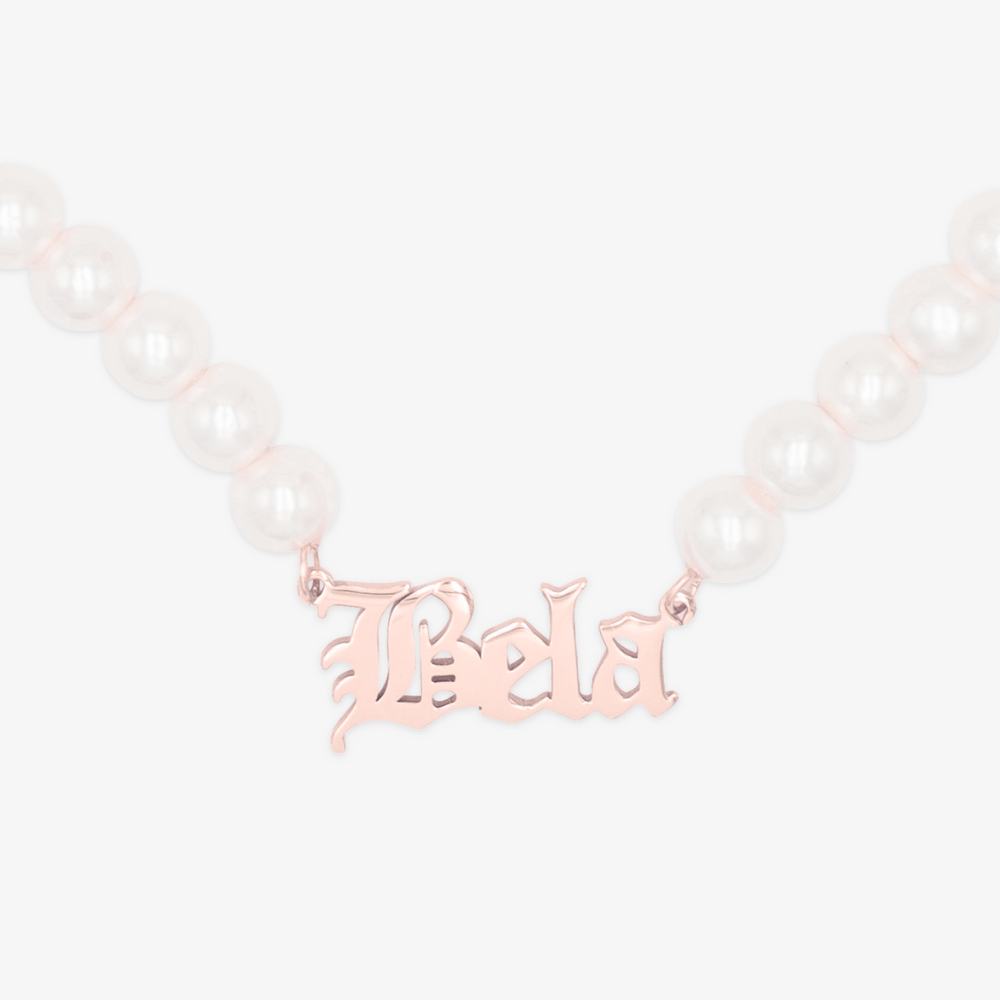 Rose gold gothic pearl personalized name necklace with custom name pendant "Bela" in gothic font