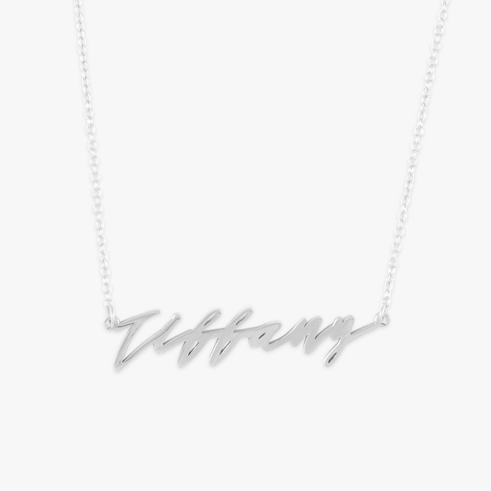 Brooklyn 2.0 Style Name Necklace in 925 Sterling Silver with customized name inscription in elegant script font.