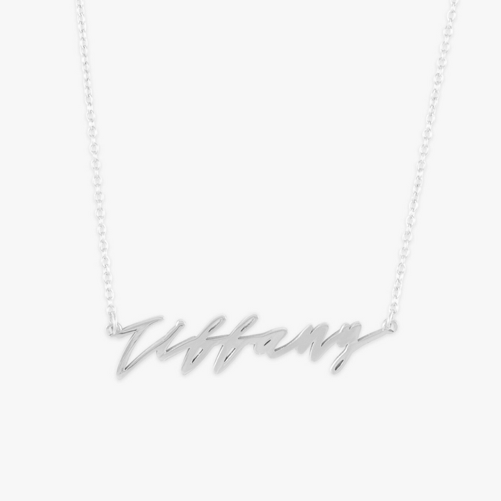 Brooklyn 2.0 Style Name Necklace in 925 Sterling Silver with customized name inscription in elegant script font.