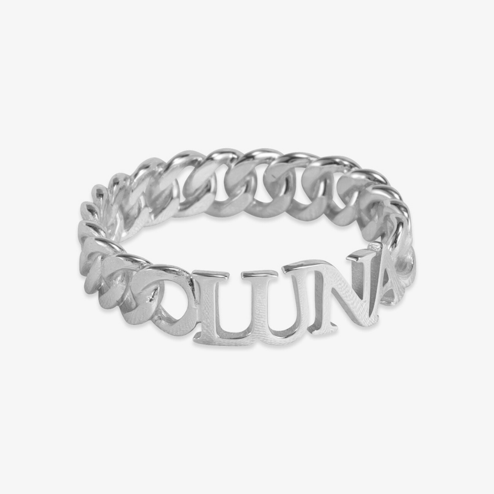 Personalized silver curb chain ring with custom name "Luna" in high-quality 925 sterling silver.