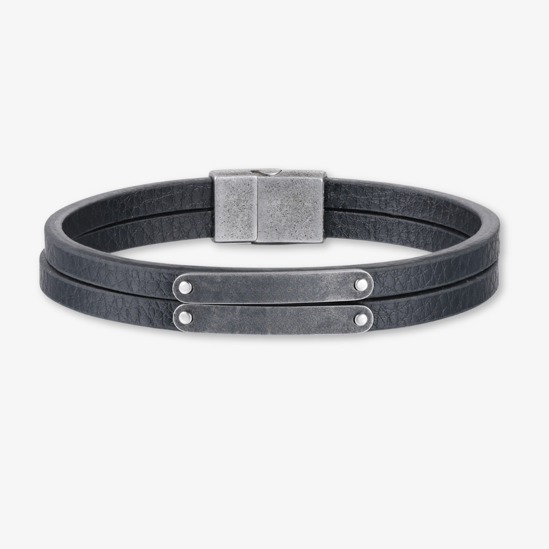 Customizable dark grey leather bracelet with high-quality stainless steel clasp and two engravings.