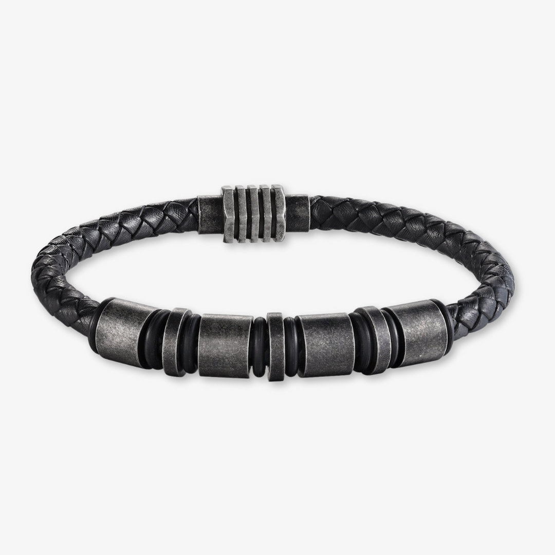 Simple vintage black braided leather bracelet with four customizable engraving rings made of black metallic stainless steel, 21cm perimeter