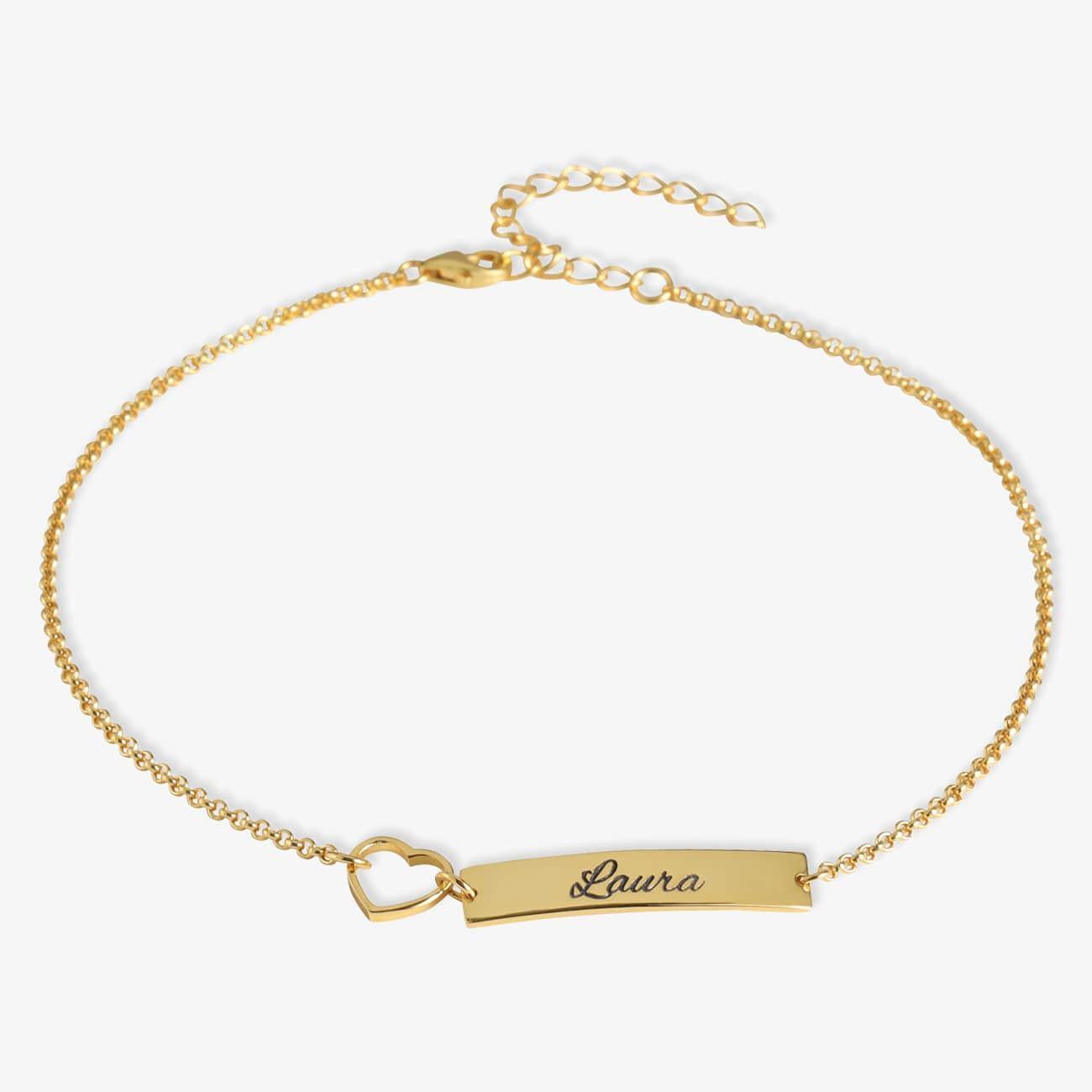 Gold engravable heart bracelet with personalized name on 925 sterling silver, featuring an 8mm heart charm and a 16.5cm chain for a timeless look