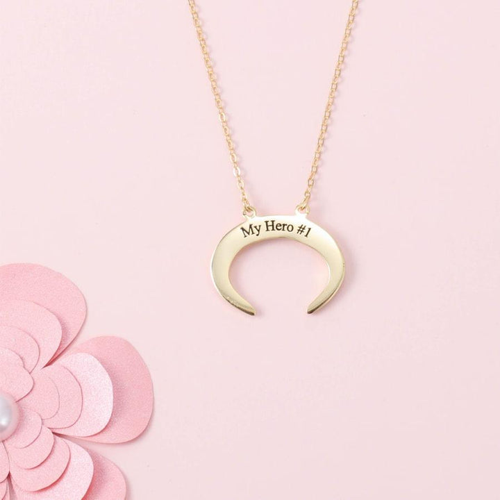 Lustrous Crescent Moon Personalized Necklace - Herzschmuck