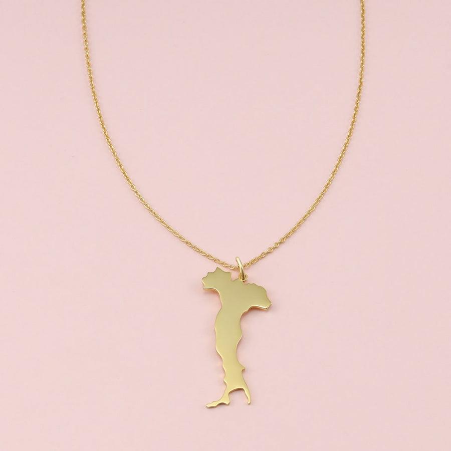 Gold Personalized Italy Silhouette Necklace in 18K Double Plating on a delicate chain, customizable with engraving.