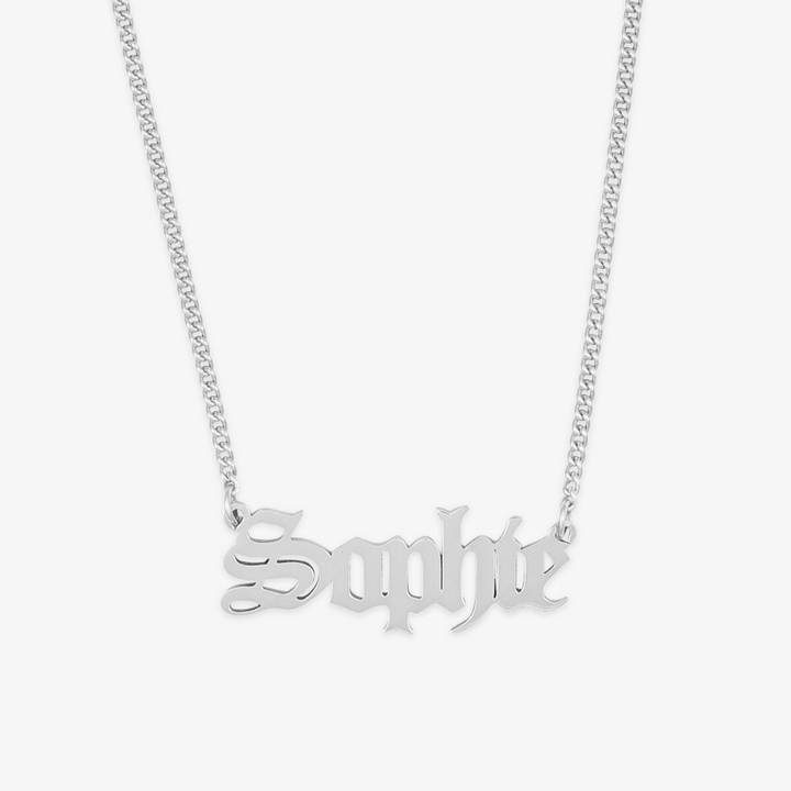 Gothic Elegance Personalized Name Necklace - Herzschmuck